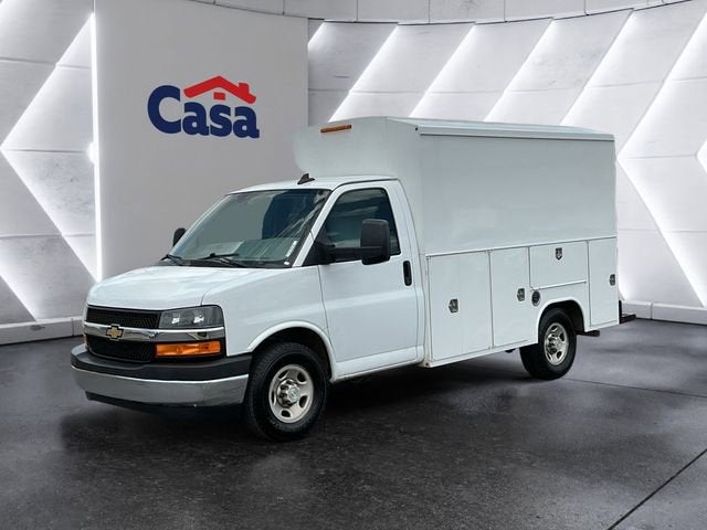 2022 Chevrolet Express Cutaway 3500 Work Van in Summit White — front three-quarter view
